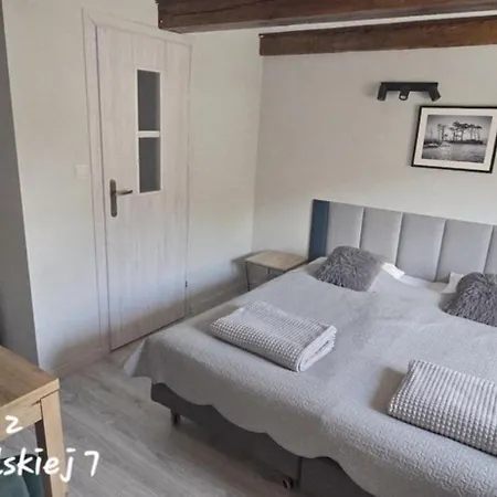 Goscinne Syrenka Устка